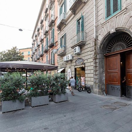 Hotel Relais Ammira à Naples Extérieur photo