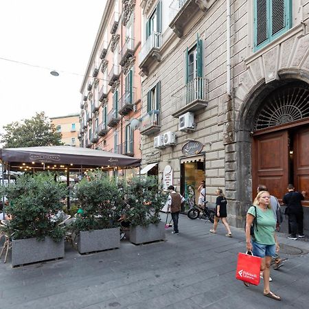 Hotel Relais Ammira à Naples Extérieur photo