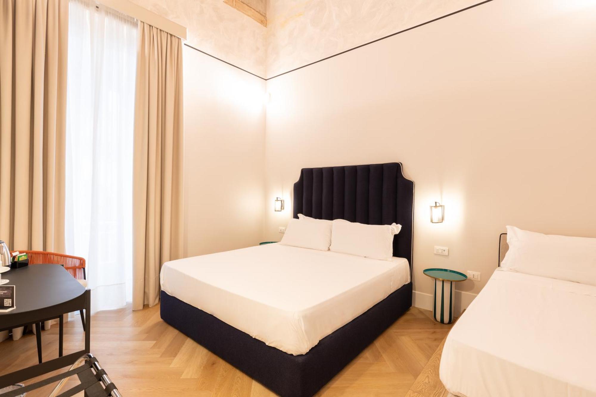 Hotel Relais Ammira à Naples Extérieur photo