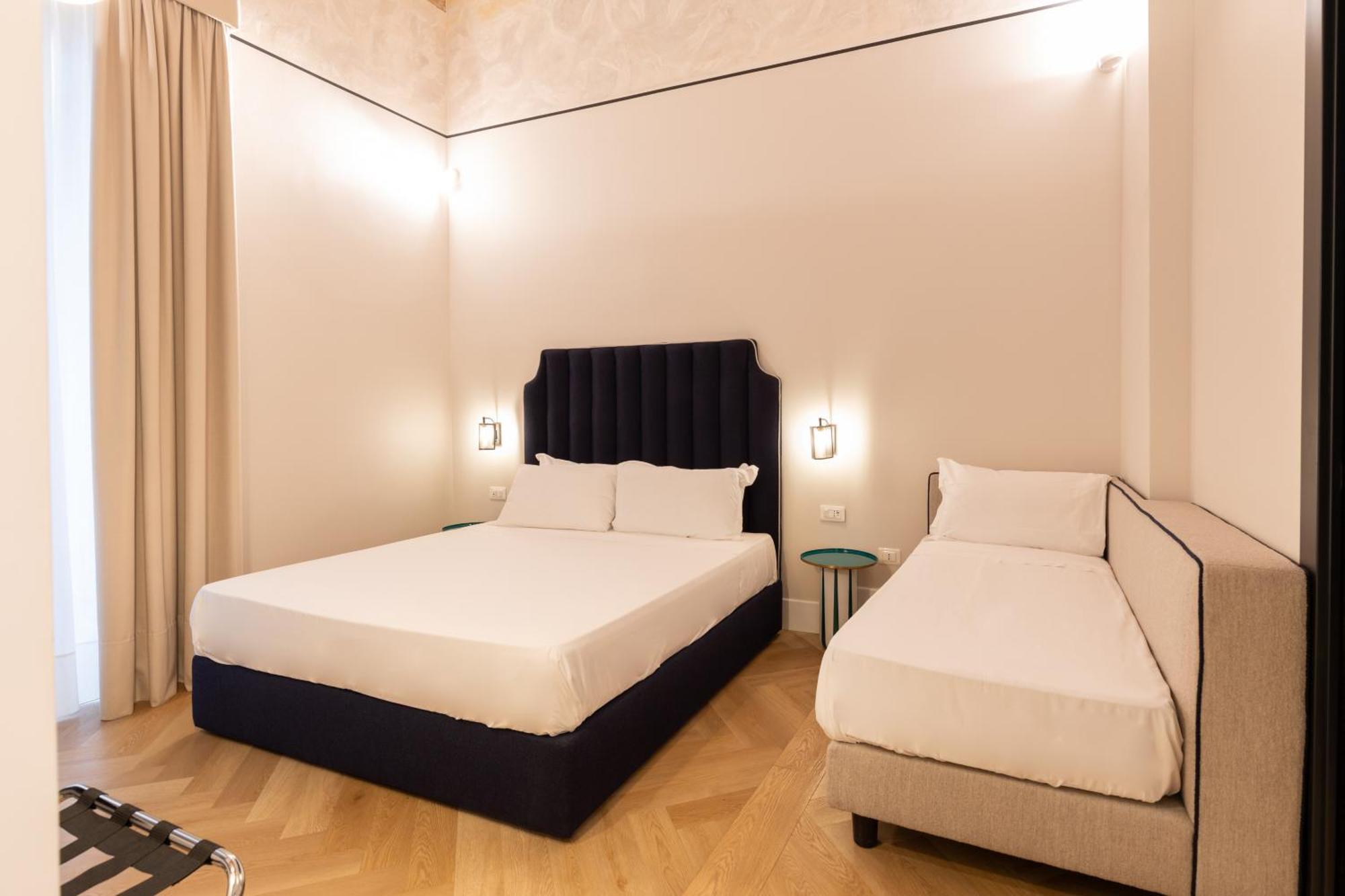 Hotel Relais Ammira à Naples Extérieur photo
