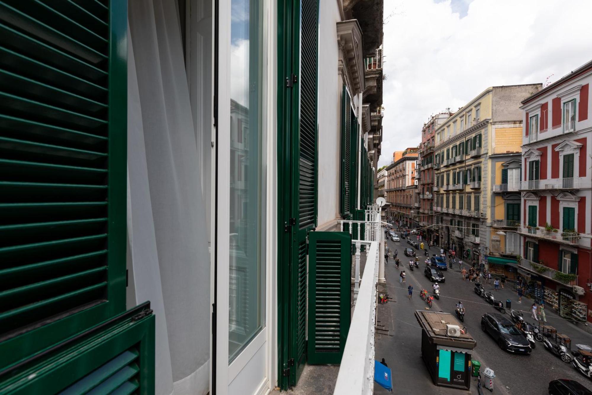 Hotel Relais Ammira à Naples Extérieur photo